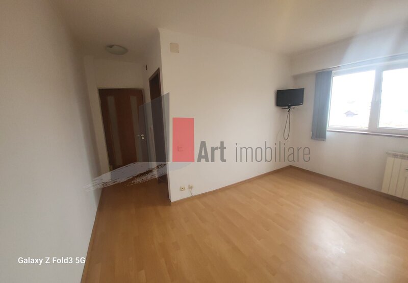 Tineretului, apartament 3 camere decomandat