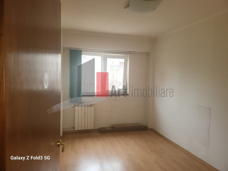 Tineretului, apartament 3 camere decomandat